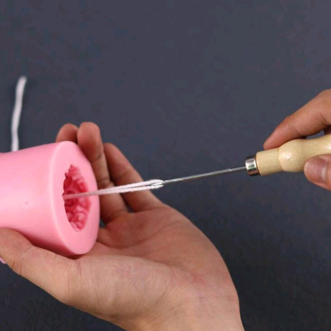 Wick Threading Tool