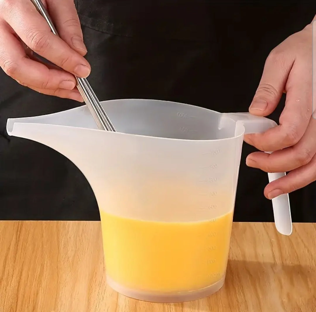 1L Plastic Long Nose Pouring Jug