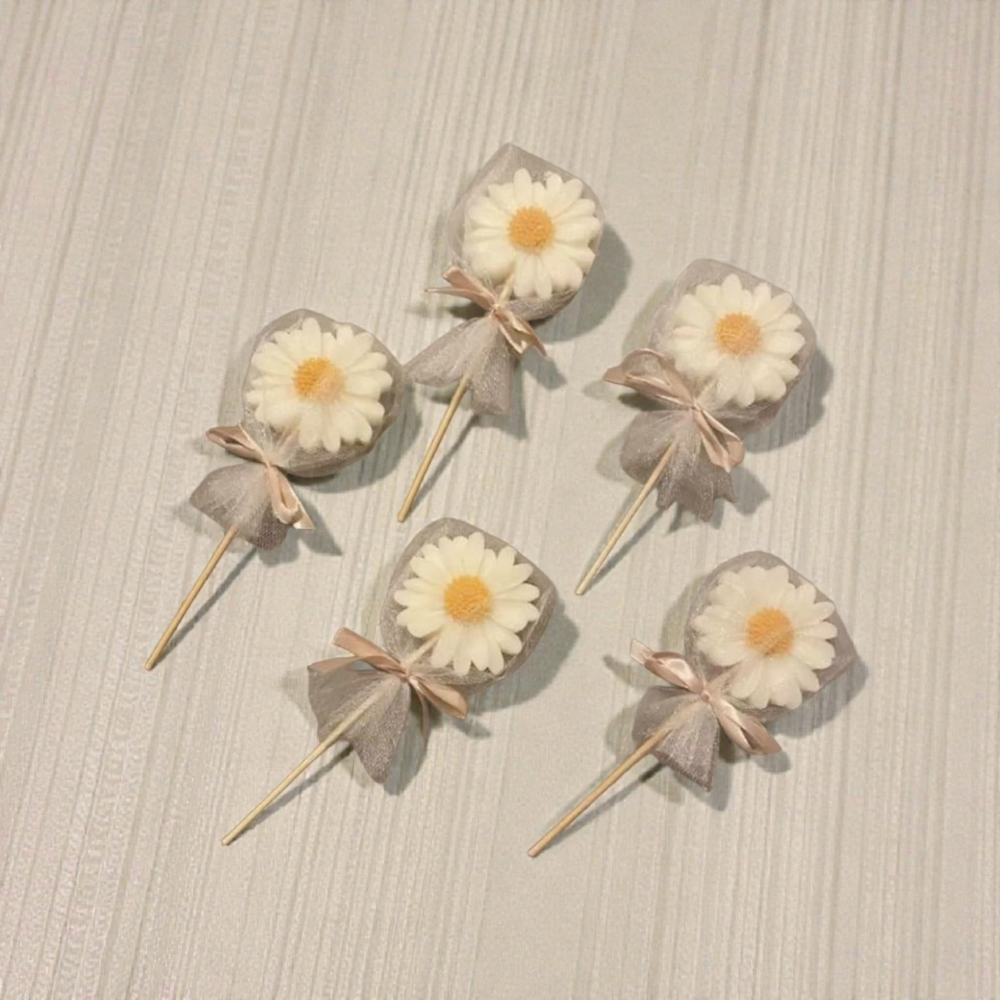 Daisy Flower Wax Melt Mould