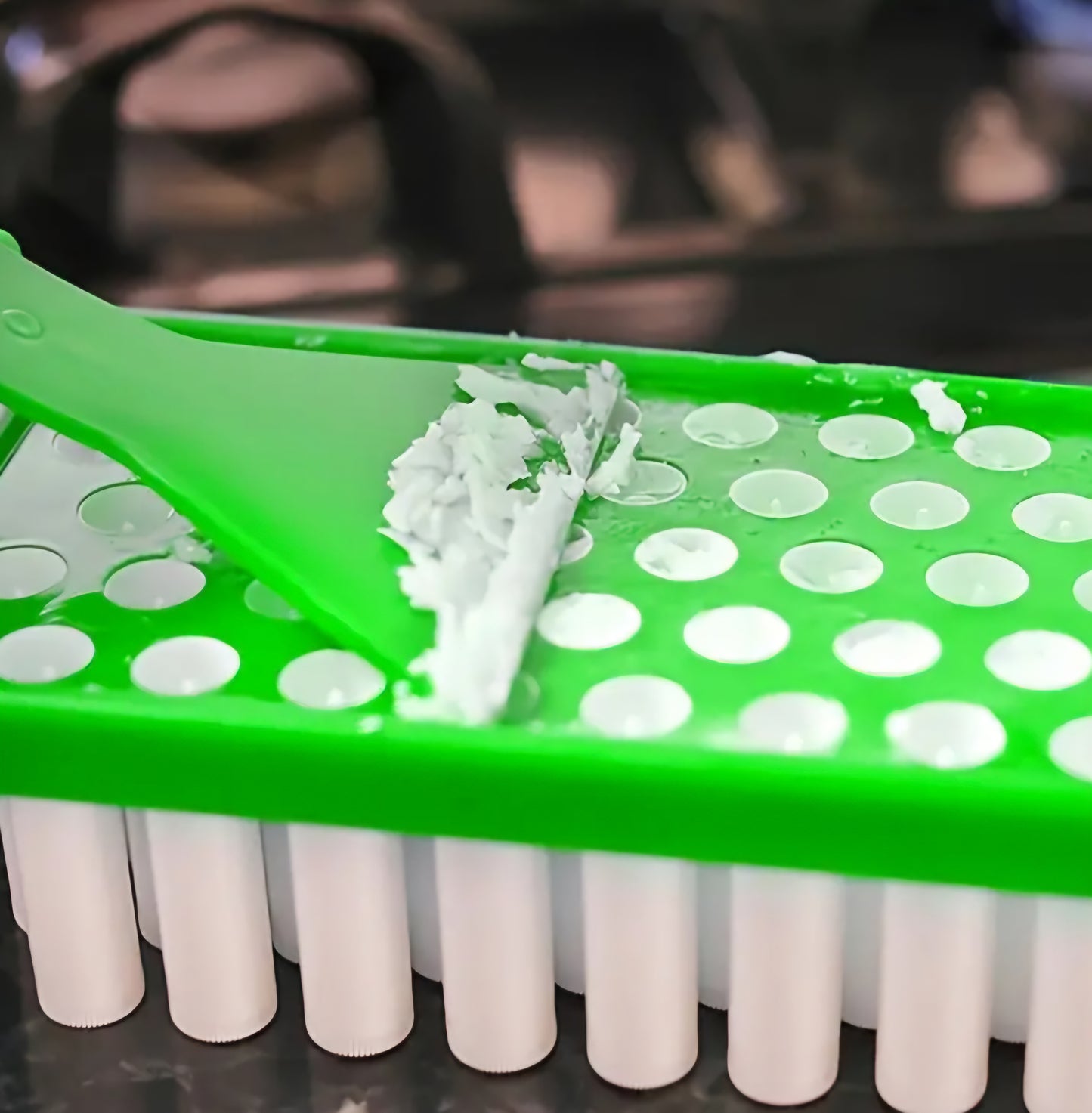 Lip Balm Filling Tray with Spatula & 50 Lip Balm Tubes